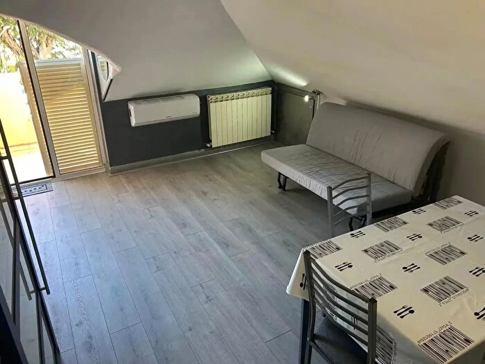 Appartamento monolocale in vendita in Piazza dArmi, Camporosso