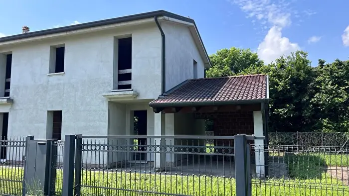 Casa in vendita in Via Bassa, Villafranca Padovana