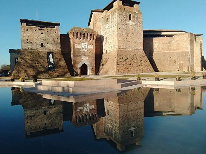 Casa con 6 locali in vendita in Via Orazio Antinori, Rimini
