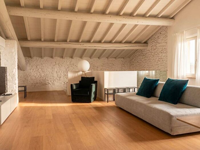 Appartamento trilocale in affitto in Via Sasse, Castiglione, Verona