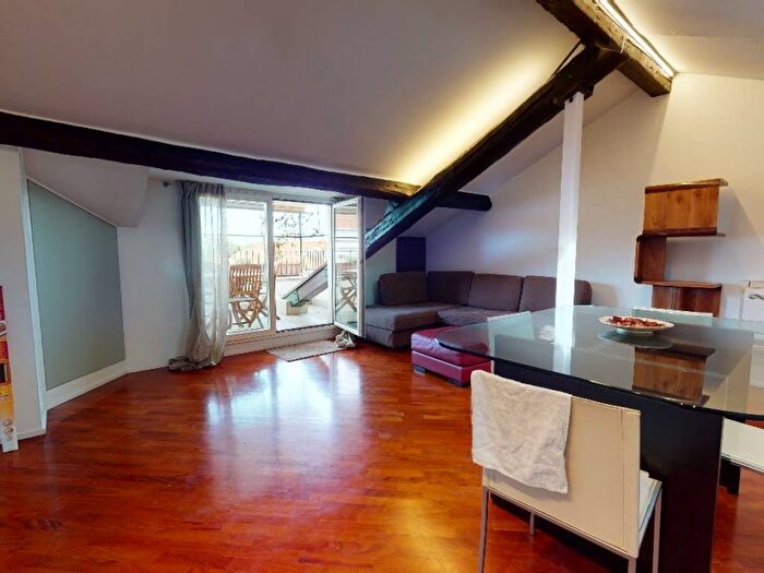 Appartamento trilocale in affitto in Via Spartaco, Cadore, Milano