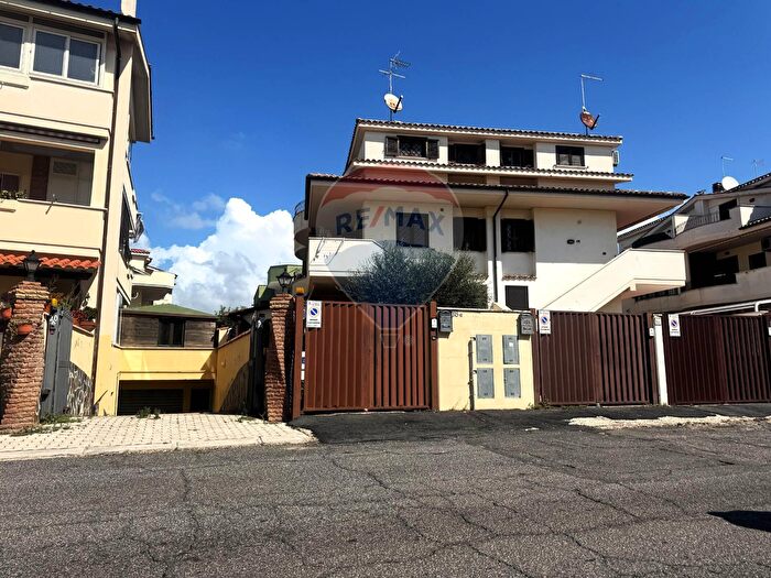 Appartamento bilocale in vendita in Via Capri g, Ladispoli