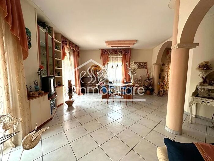 Appartamento quadrilocale in vendita in Vinci