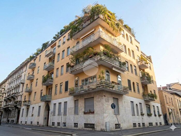 Appartamento monolocale in affitto in Via Leopoldo Cicognara, Plebisciti Susa, Milano