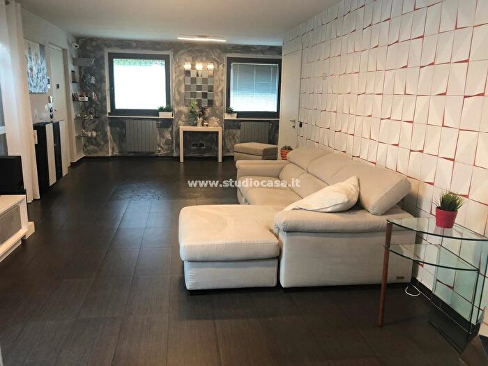 Casa quadrilocale in vendita in Via Vespucci, Pozzuolo Martesana