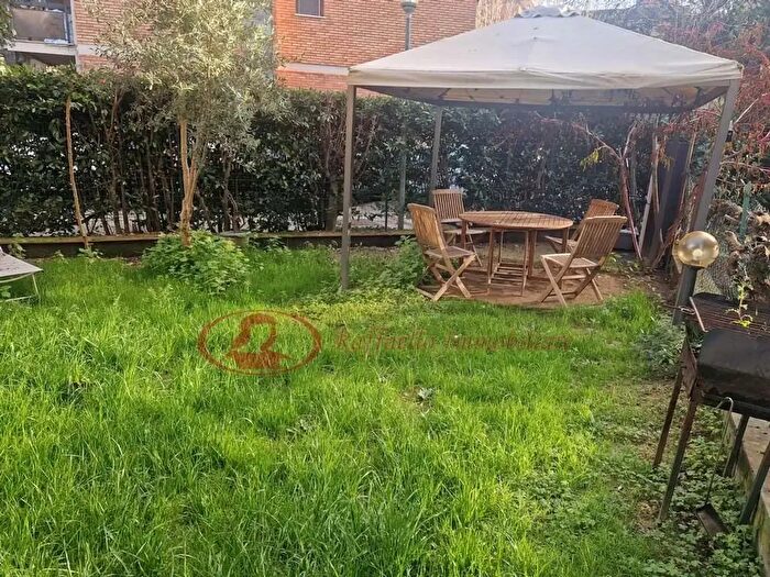 Appartamento trilocale in vendita in Via Filadelfia, Firenze