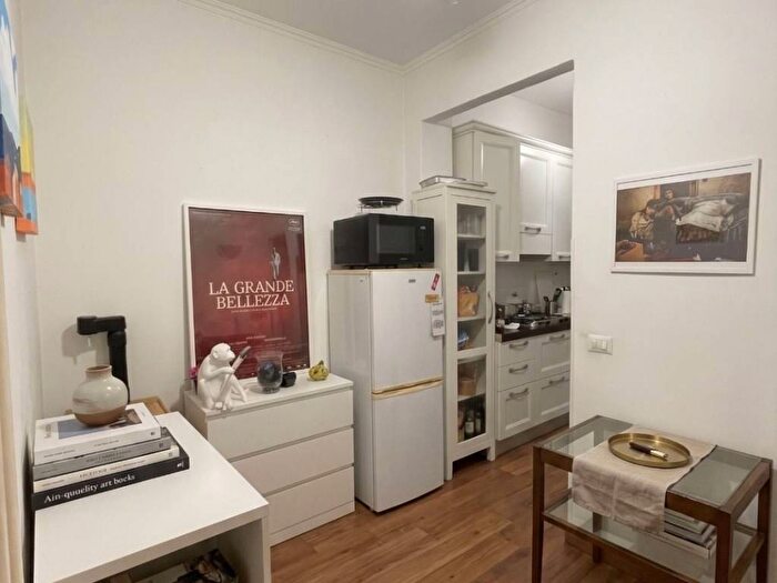 Appartamento bilocale in vendita in Via Rubattino, Testaccio, Roma