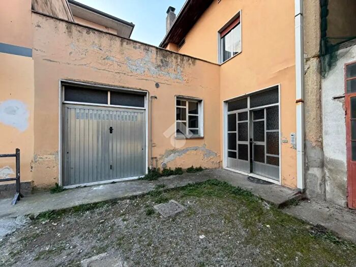 Case in Vendita e in Affitto - 2