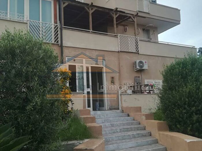 Appartamento bilocale in affitto in Via Carrafiello, Varcaturo, Giugliano in Campania