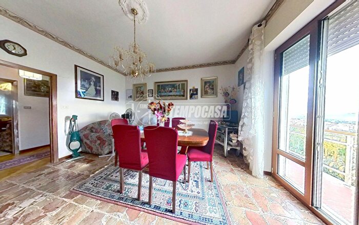 Appartamento trilocale in vendita in Via Incancellata, Monte Urano