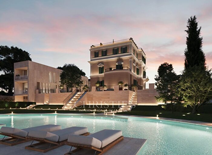 Appartamento con 5 locali in vendita in Via Massimi c, Roma