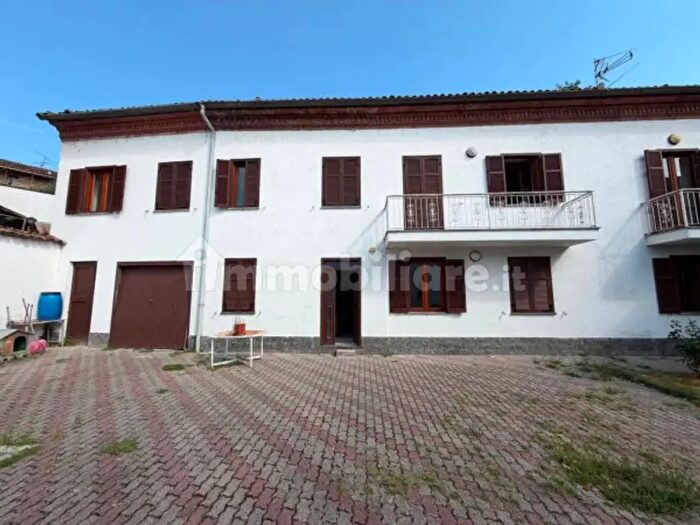 Casa con 6 locali in vendita in Via Santa Maria, Pietra Marazzi