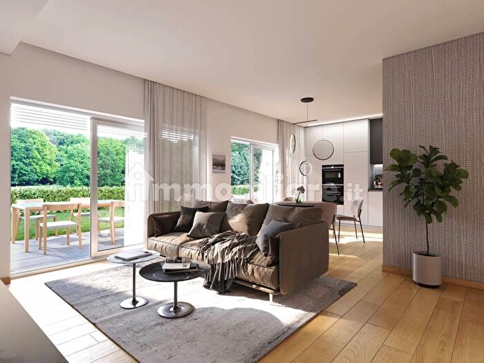 Appartamento quadrilocale in vendita in Via Adamello Azzano San Paolo, Azzano San Paolo