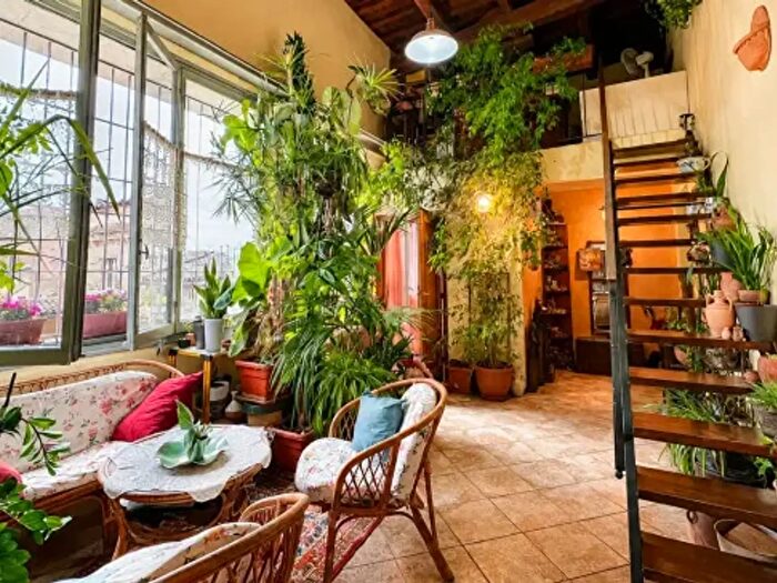 Appartamento con 5 locali in vendita in Piazza Santo Stefano, Casale Monferrato
