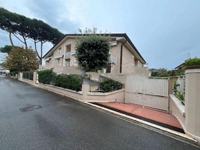 Appartamento quadrilocale in vendita in Via delle Magnolie, Torri Di Quartesolo