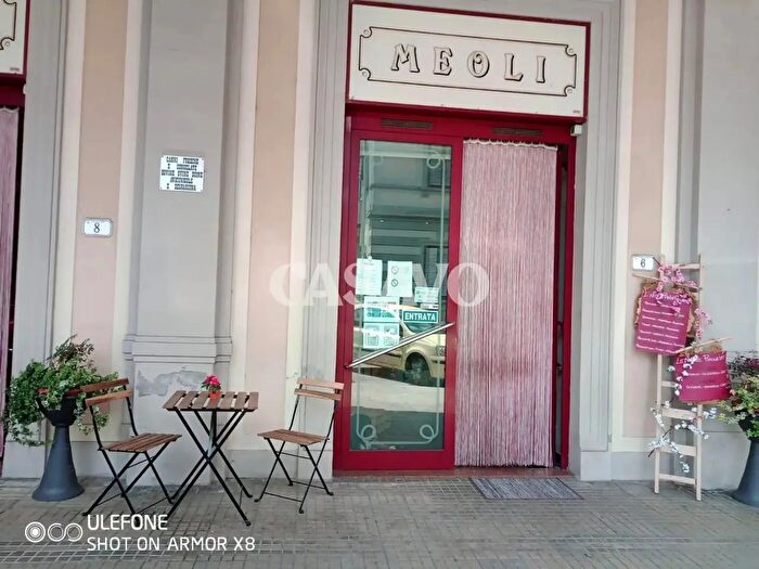 Appartamento con 5 locali in vendita in Viale Giuseppe Mazzini, Signa