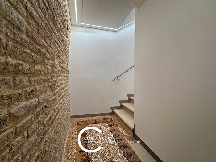 Appartamento quadrilocale in affitto in Via San Nicolò, San Nicolò, Treviso