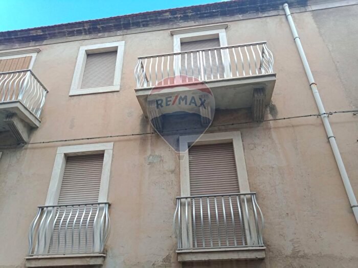 Appartamento trilocale in vendita in Via Mario Rapisardi, Ragusa