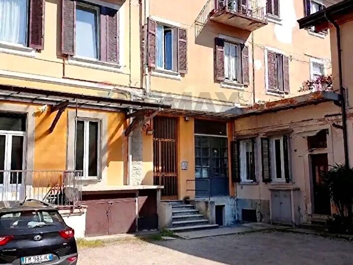 Appartamento in vendita in Viale Valganna, Varese