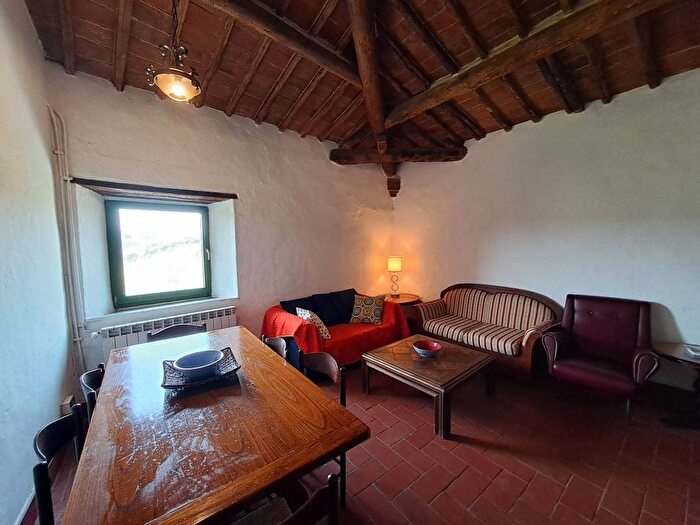 Casa con 5 locali in affitto in Strada Provinciale di Montevarchi, Gaiole in Chianti