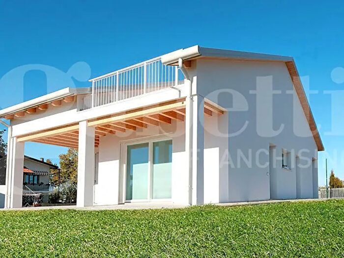 Casa con 7 locali in vendita in Via Chiantore Sn, Porte