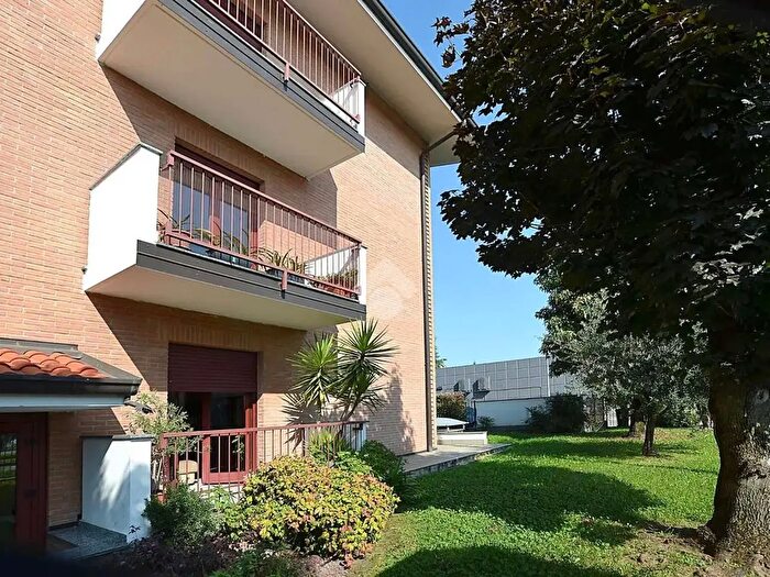 Appartamento trilocale in vendita in Via Lombardia, Bellusco