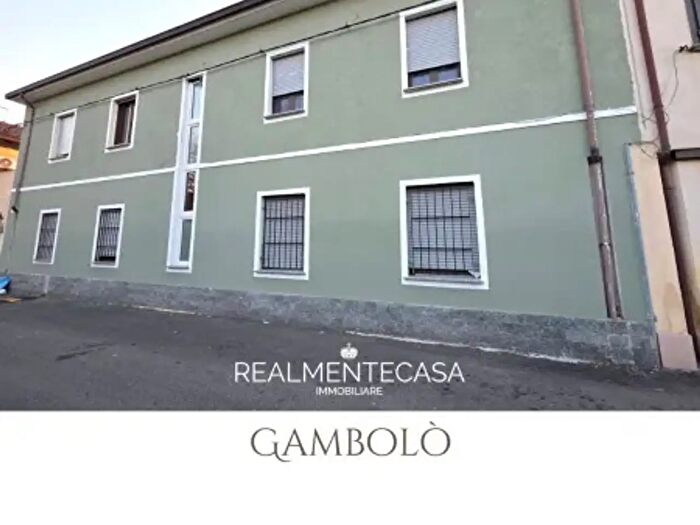 Casa con 5 locali in vendita in Via Giuseppe Garibaldi, Gambolo
