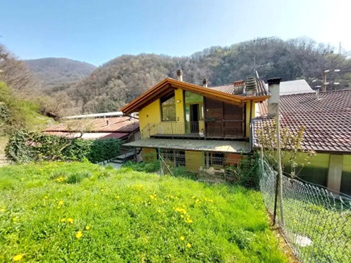 Casa con 5 locali in vendita in Via Fiamme Verdi, Vestone