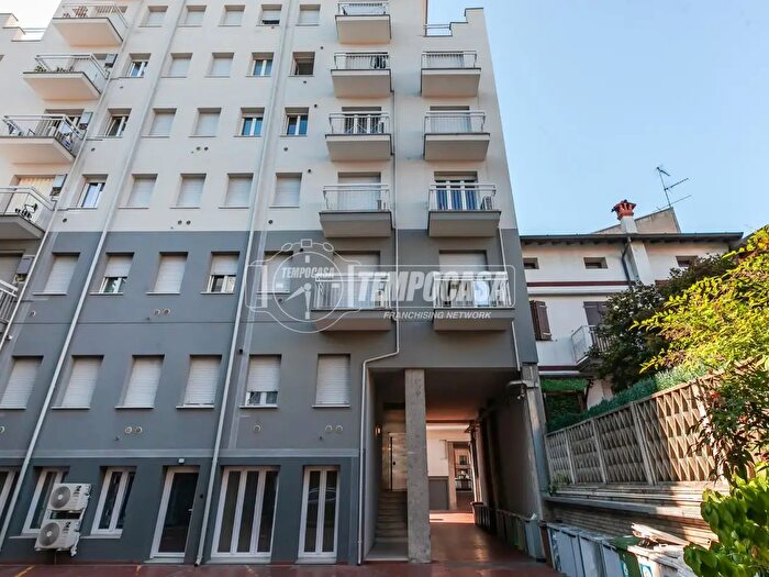Appartamento trilocale in vendita in Via Giorgio Stephenson, Milano