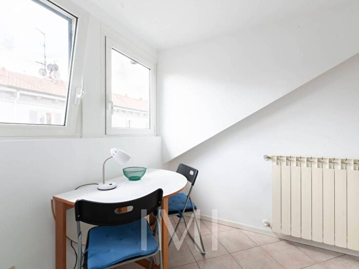 Appartamento bilocale in affitto in Via Evangelista Torricelli, Ascanio Sforza, Milano