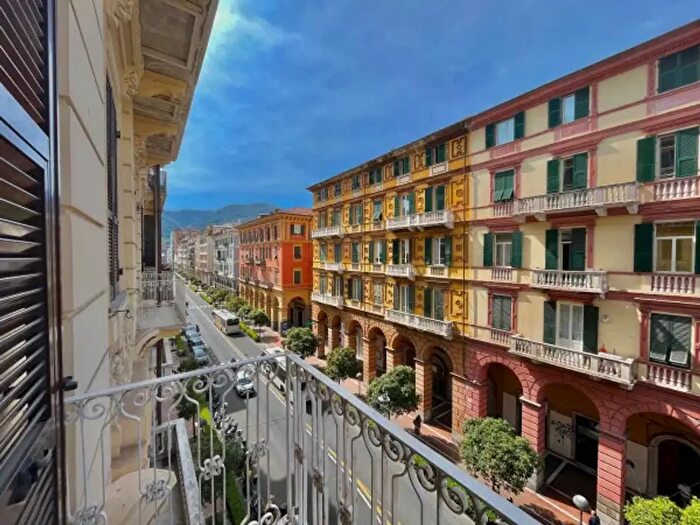 Appartamento con 6 locali in vendita in La Spezia