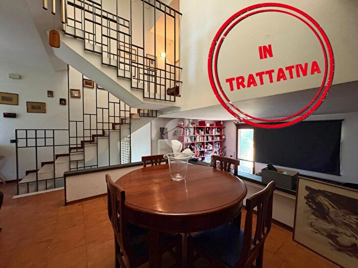 Casa quadrilocale in vendita in Via Don Bortolo Cotti, Gussago