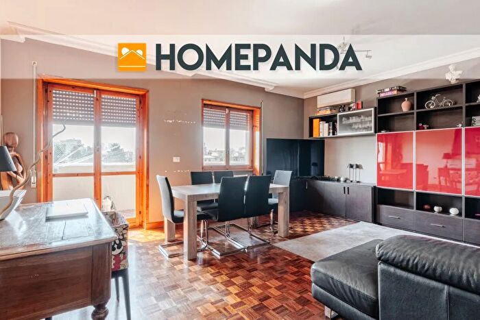 Appartamento trilocale in vendita in Piazza Lodovico Cerva, Roma