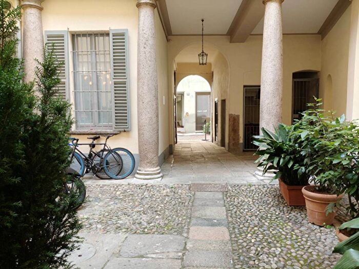 Appartamento bilocale in affitto in Via Bagutta, San Babila, Milano