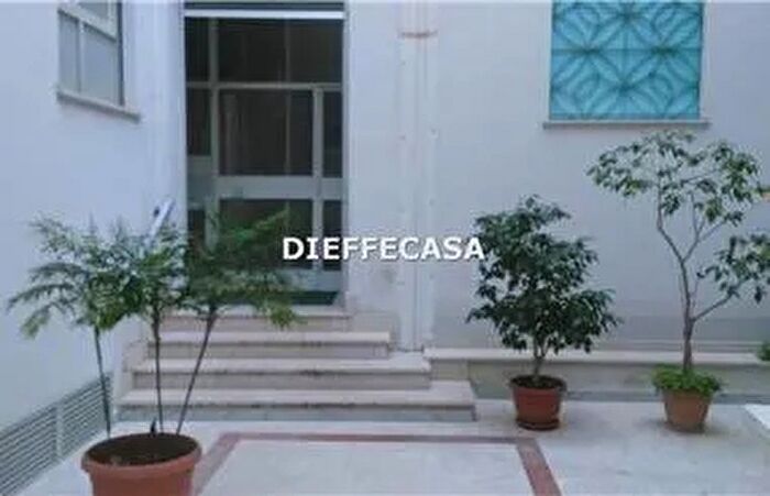 Appartamento con 6 locali in affitto in Piazza GMatteotti Marsala Tp, Marsala