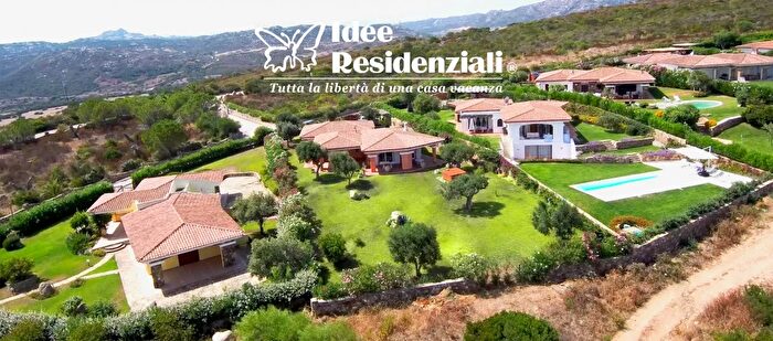 Casa con 6 locali in vendita in Via Panoramica, Palau