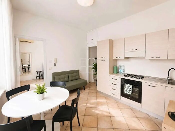 Appartamento bilocale in vendita in Via Mazzini, Desenzano Del Garda
