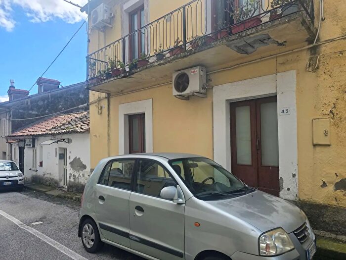 Appartamento quadrilocale in vendita in Via Martino Palaia, Settingiano