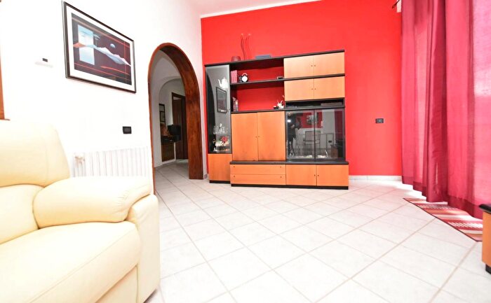 Appartamento con 8 locali in vendita in Nuoro, Nuoro