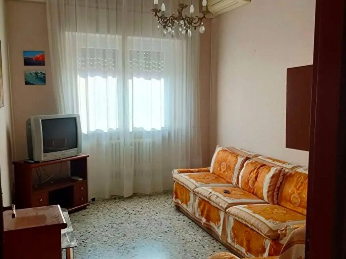 Appartamento trilocale in vendita in Cesano Boscone