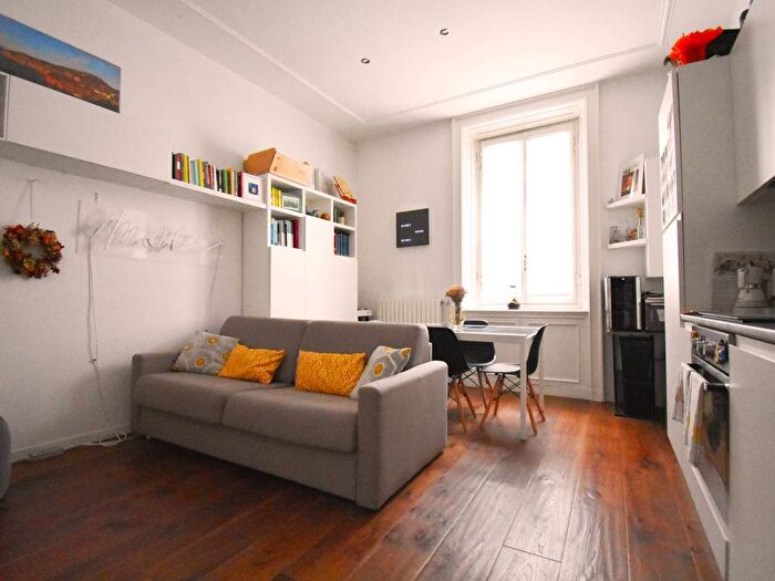 Appartamento bilocale in affitto in Via Piero della Francesca, Sempione, Milano