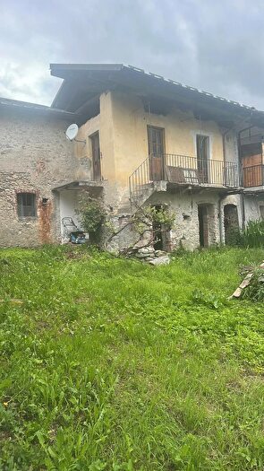 Casa trilocale in vendita in Frazione Serre, Valloriate