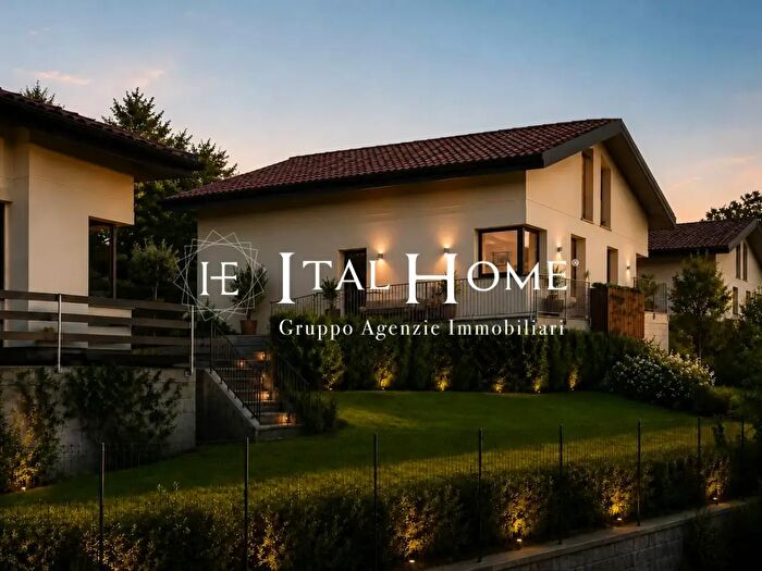 Casa con 5 locali in vendita in Le Rate, Villa D'Adda
