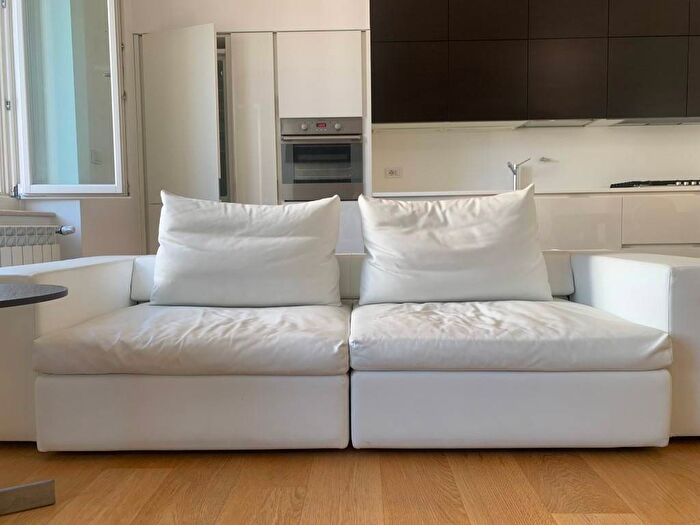 Appartamento trilocale in affitto in Via San Spiridione, Borgo Teresiano, Trieste