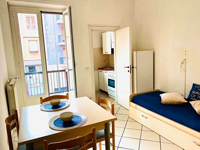 Appartamento monolocale in affitto in Via Pompeo Cambiasi, Casoretto, Milano