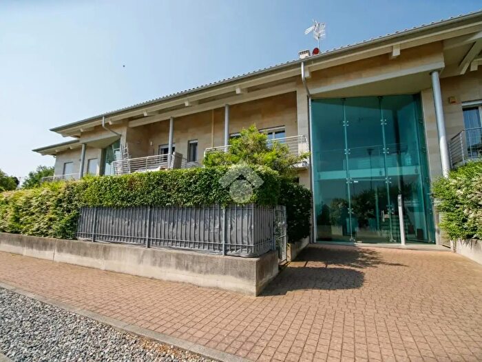 Appartamento trilocale in vendita in Via Primo Levi, Rivarolo Canavese