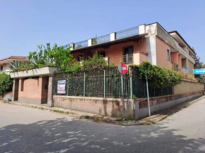 Casa quadrilocale in vendita in Via Enrico Fermi SNC, Melito Di Napoli