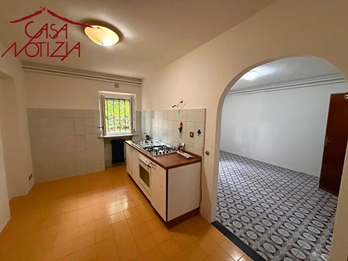 Appartamento trilocale in vendita in Via Giovanni Sercambi, Lucca