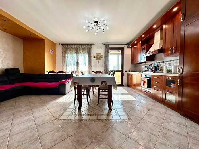 Appartamento quadrilocale in vendita in Via Don Angelo Rizzo Snc, Ponso