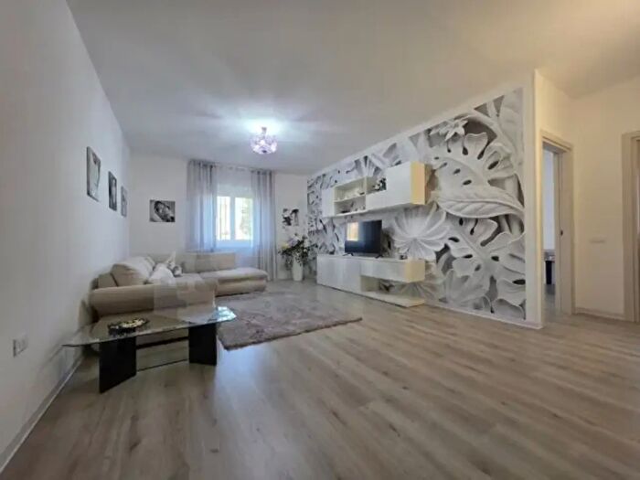 Appartamento trilocale in vendita in Via Egidio Checchi, Gallarate